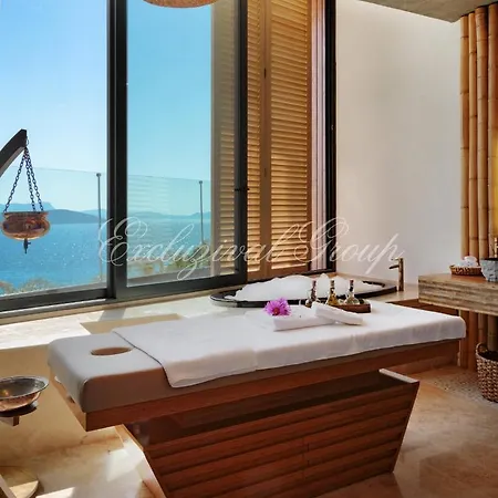Люкс На Берегу Моря Hotel *